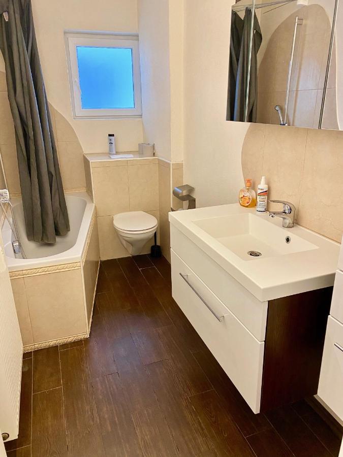 Апартаменты Zentrales Wg-Zimmer 1 Ravensburg, Balkon, Kamin Экстерьер фото